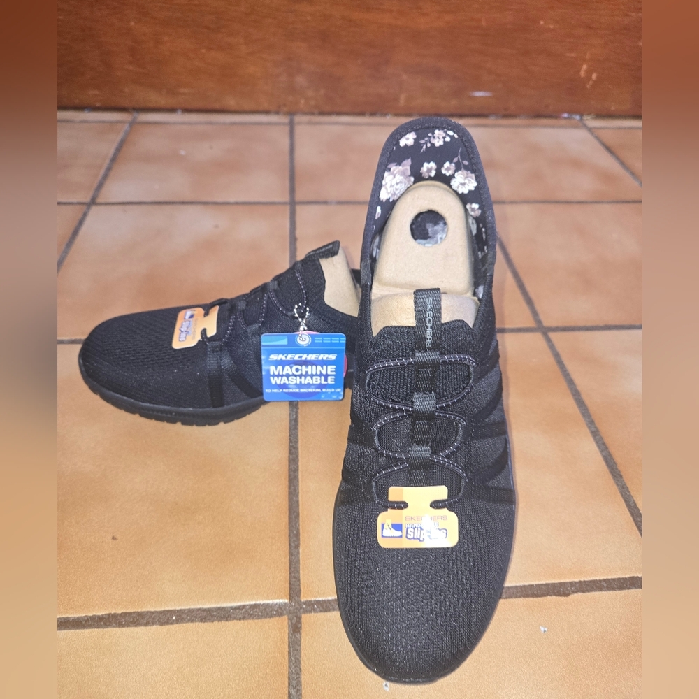 Sketchers Slip-in Sneakers